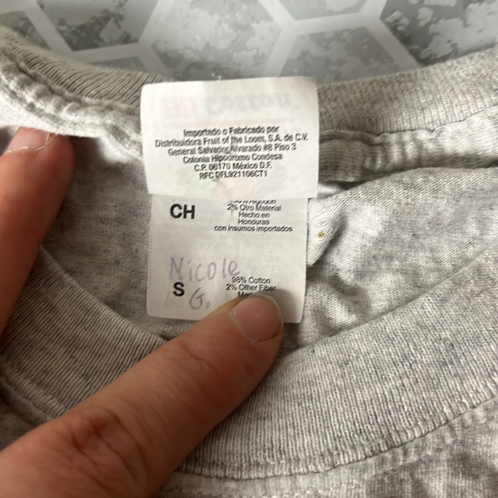 Fruit of the Loom Small Drink Up Witches Gray Short Sleeve Graphic T - Picture 6 of 7